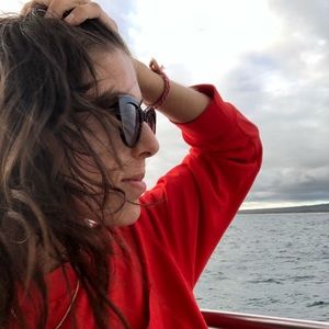 Meet your Posher, Julia